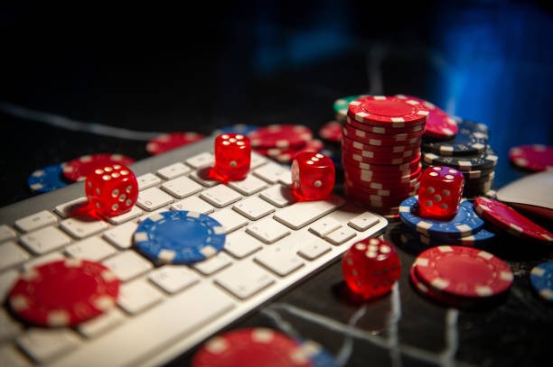 Mahjong Ways gameplay interface on lunatoge